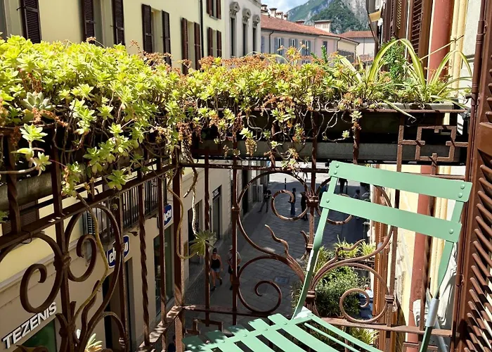 Via Roma * Lecco